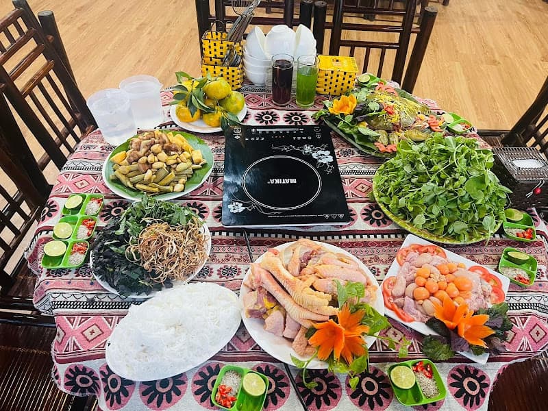 Hình ảnh NHÀ HÀNG THANH NIÊN BẮC QUANG (Cơm bình dân) - Youth Restaurant - 2