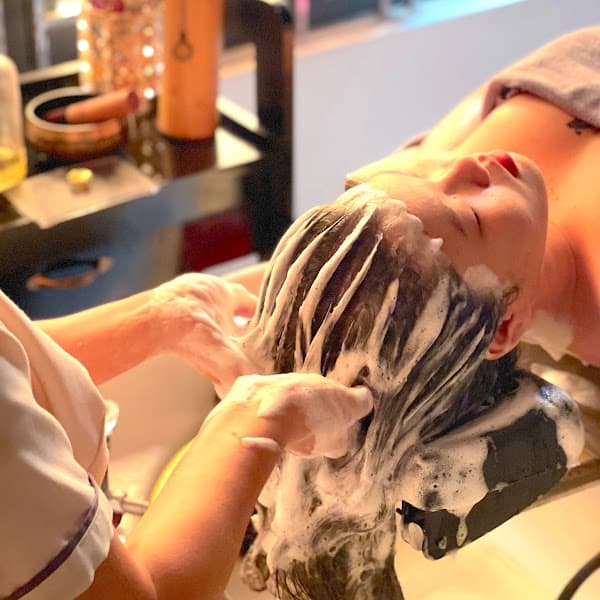 Ảnh bìa Hồng Phụng Các - Chuỗi gội đầu dưỡng sinh và Massage cổ vai gáy - Long Biên