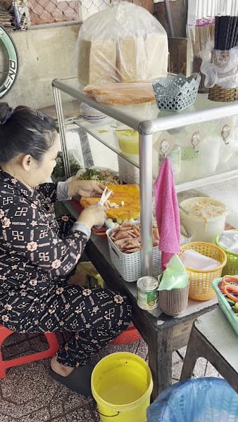 Hình ảnh Bánh Tráng Mắm Ruốc Cô Nở - 3