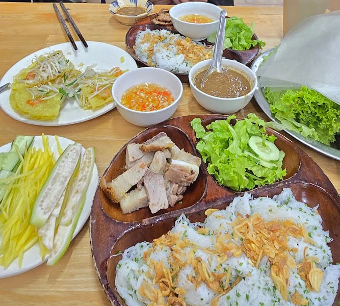 Hình ảnh Đặc Sản Đà Nẵng - Bánh Xèo Tôm Nhảy Năm Hiền - 2