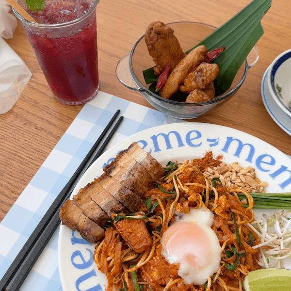 Hình ảnh Me Me Bistro - 3