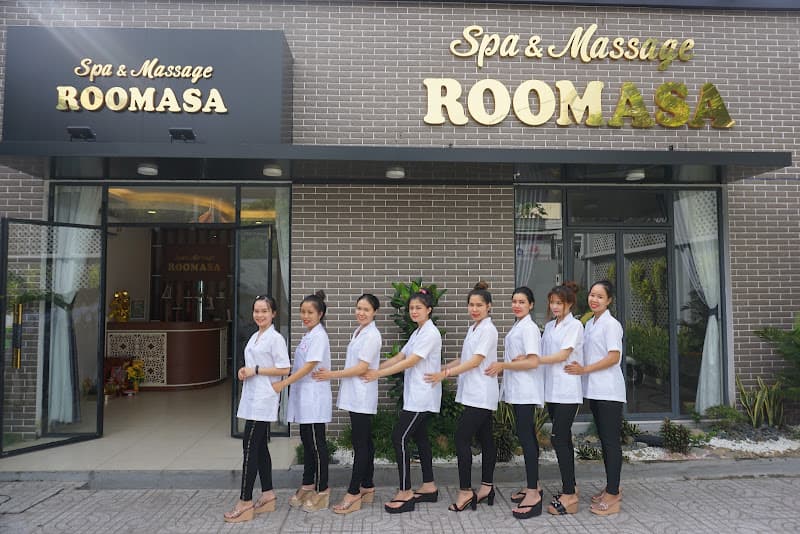 Hình ảnh Massage Trị Liệu Căng Cơ – ROOMASA - 2
