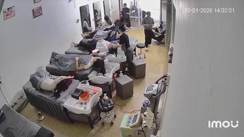 Hình ảnh Hương Thuỷ Beauty & Gội Đầu Lá Sả - 2