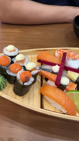 Hình ảnh Sushi Time - 305 Điện Biên Phủ, Đà Nẵng - 4