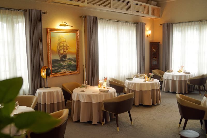 Hình ảnh La Villa French Restaurant by Thierry Mounon - 5