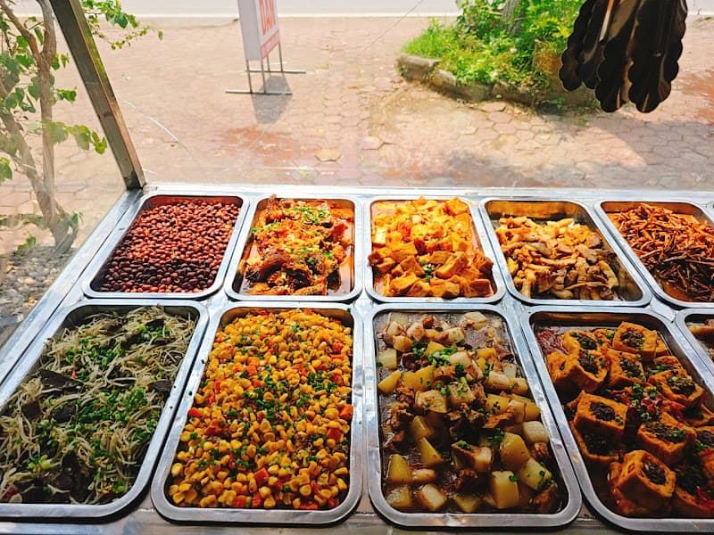 Cường cơm b9