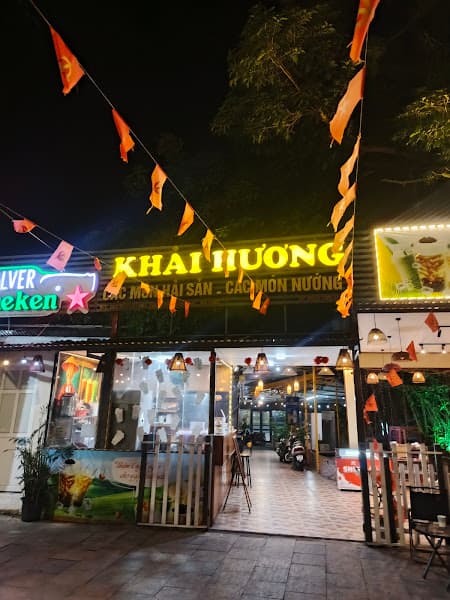 Hình ảnh Nhà Hàng Khải Hương 2 - Sân Bia, Hải Sản & Lẩu Nướng View Biển - 4