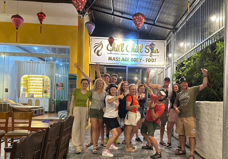 Chill Chill Spa Massage - Nail - Hair Washing shampoo(Gội Đầu Thư Giãn)