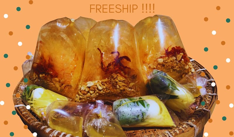 Hình ảnh Bánh tráng trộn Tí Đen - 3
