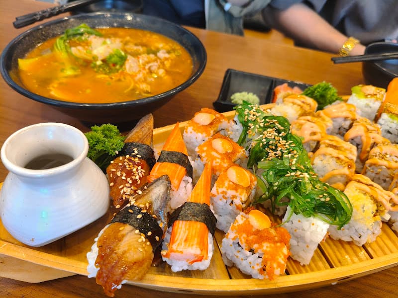 Hình ảnh Sushi Time - 305 Điện Biên Phủ, Đà Nẵng - 3