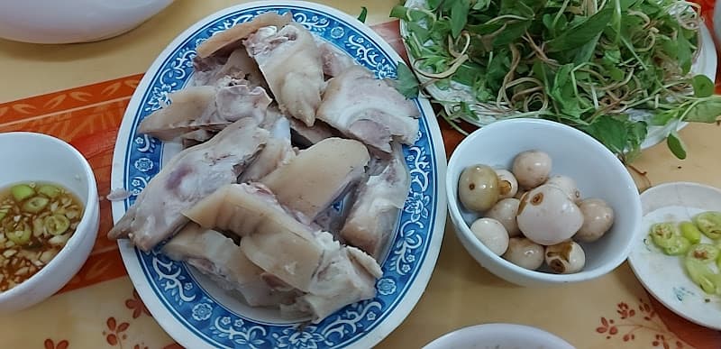 Hình ảnh Nhà Hàng Quý Hán - 2