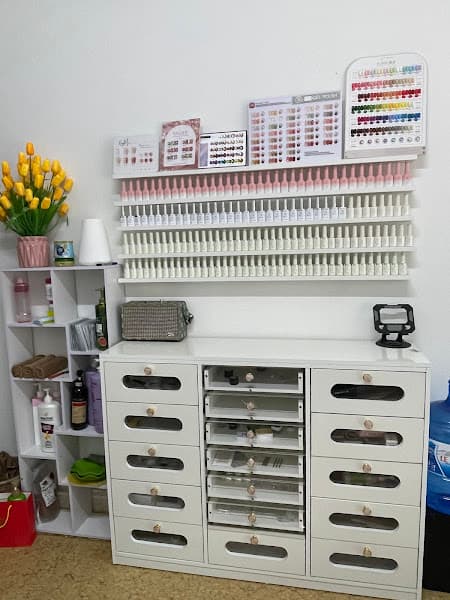 Hình ảnh Hồng Nail - 2
