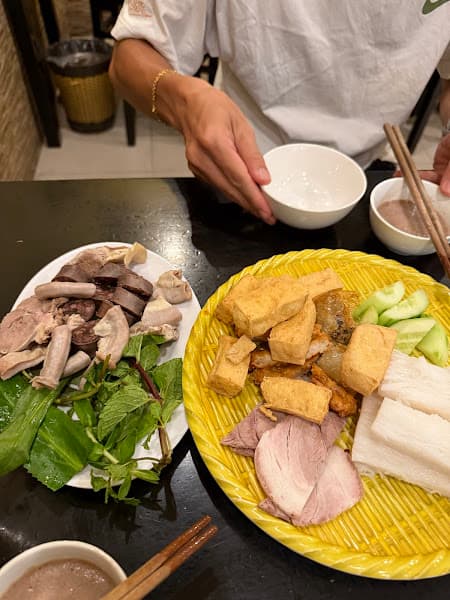 Hình ảnh Quán bún đậu Quang Gánh - 2