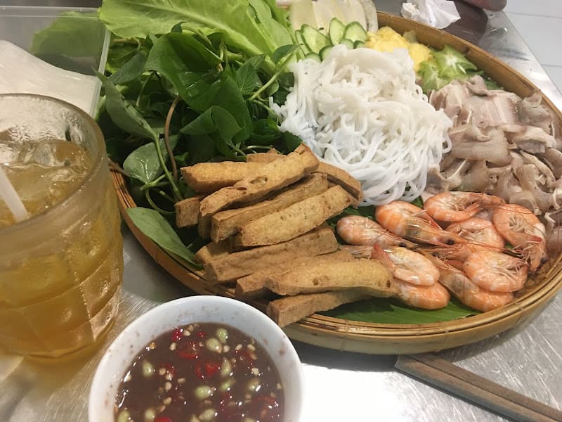 Ảnh bìa Bún đậu mắm tôm Nia