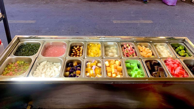 Tiệm Trà HANA - Bánh Tráng Trộn,Cuốn - Chân Gà Sốt Thái - Bánh Crepe Sầu Riêng