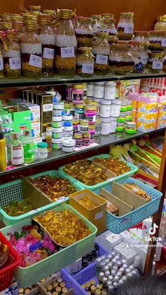 Hình ảnh Cửa Hàng Pháp Phục Trang Nhã Q.5 - 2
