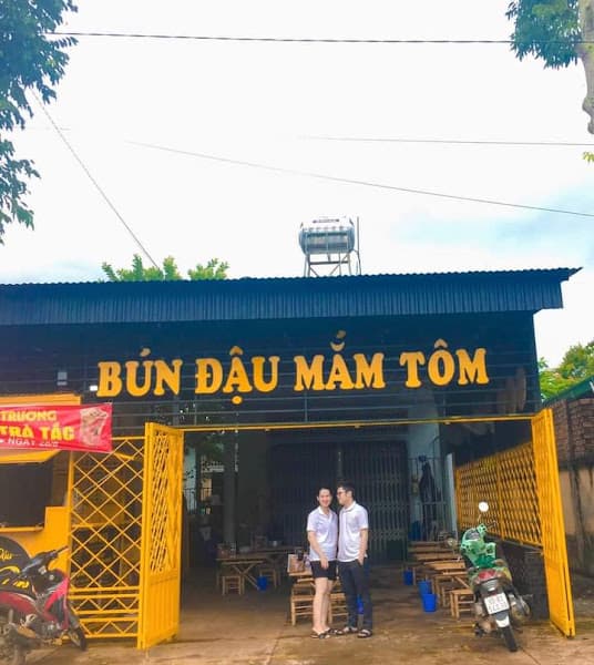Ảnh bìa Bún Đậu Bé Bơ