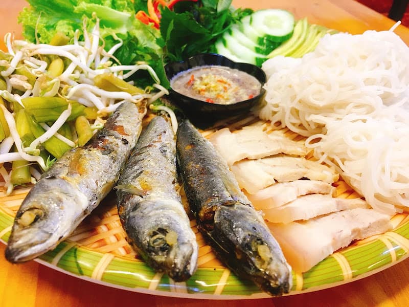 Hình ảnh Tấm Quán - Hơn cả gỏi cuốn - 4