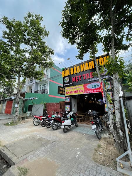 Ảnh bìa BÚN ĐẬU MẮM TÔM MẸT TRE