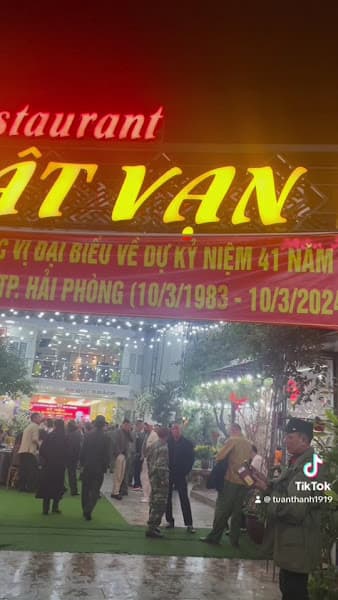 Hình ảnh Nhà Hàng Nhật Vạn 1 - 3