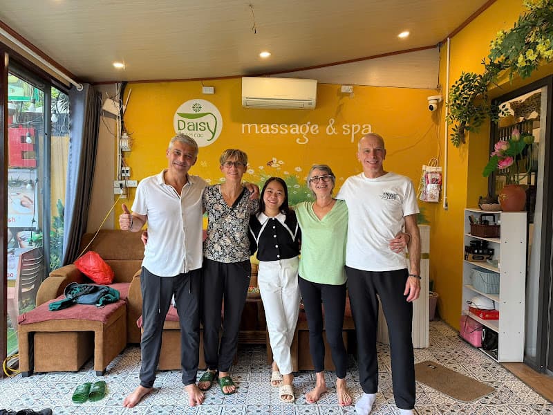 Ảnh bìa TAM COC DAISY SPA - MASSAGE FOOT, BODY , NAILS, EYELASH AND MORE