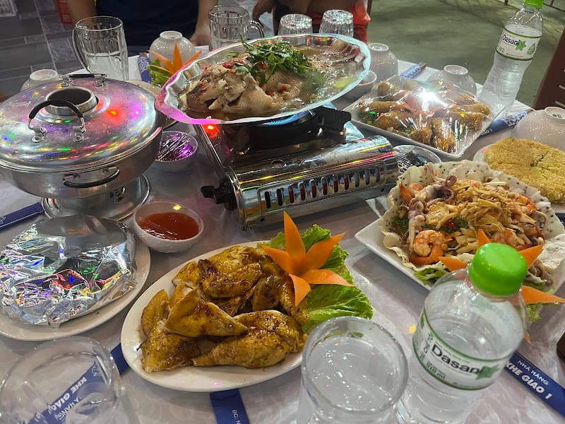 Hình ảnh Nhà Hàng Khe Giao - 2