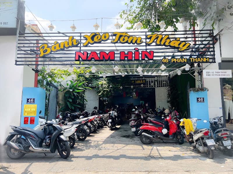 Ảnh bìa Đặc Sản Đà Nẵng - Bánh Xèo Tôm Nhảy Năm Hiền