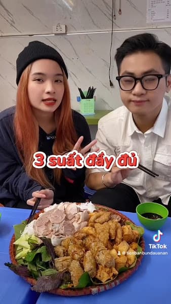 Hình ảnh BÚN ĐẬU AN AN (AN AN’s Noodle & Tofu With Shrimp Sauce) - 2