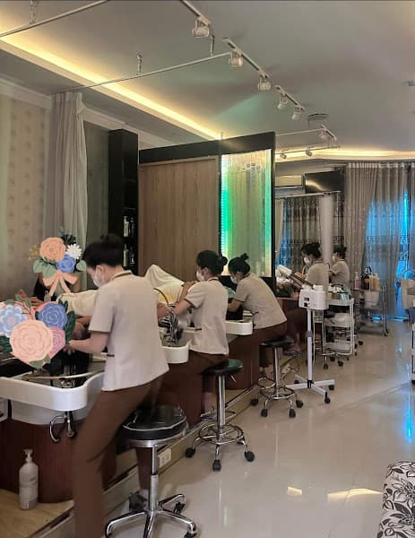 Hình ảnh Gội đầu - Nail - Spa Cali - 4
