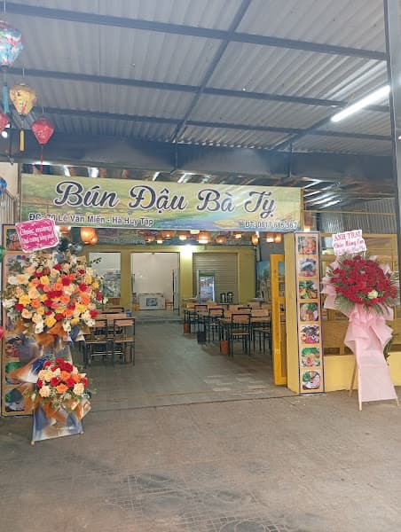 Ảnh bìa Bún Đậu Mắm Tôm Bà Tỵ