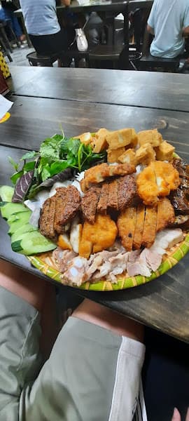 Ảnh bìa Bún Mẹt 657