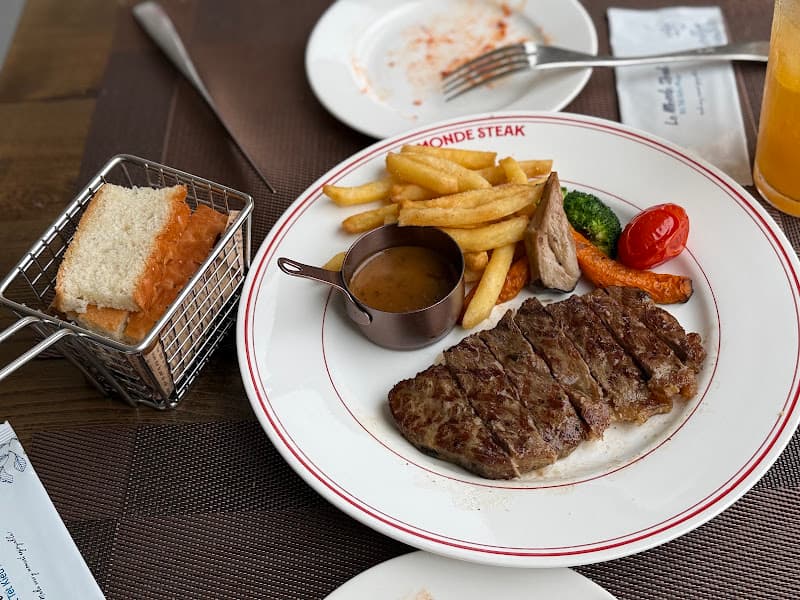 Hình ảnh Le Monde Steak Vincom Phạm Ngọc Thạch - 4