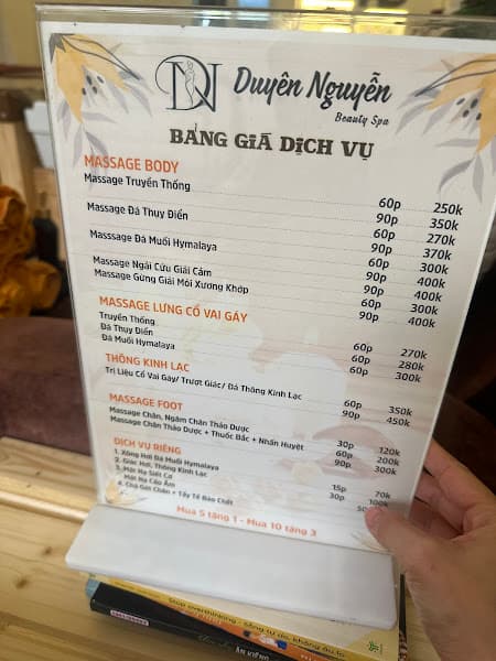 Ảnh bìa Duyên Nguyễn Spa