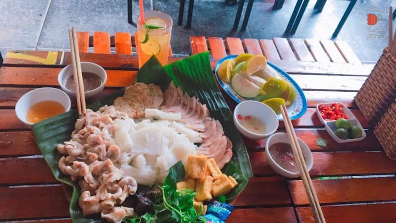 Hình ảnh Bún Mẹt Quán -Chị Tú - 4