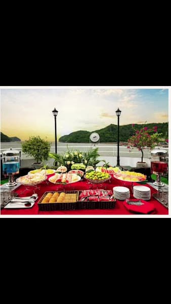 Hình ảnh Nhà Hàng Nổi Quang Anh Hải Sản Cát Bà - 2