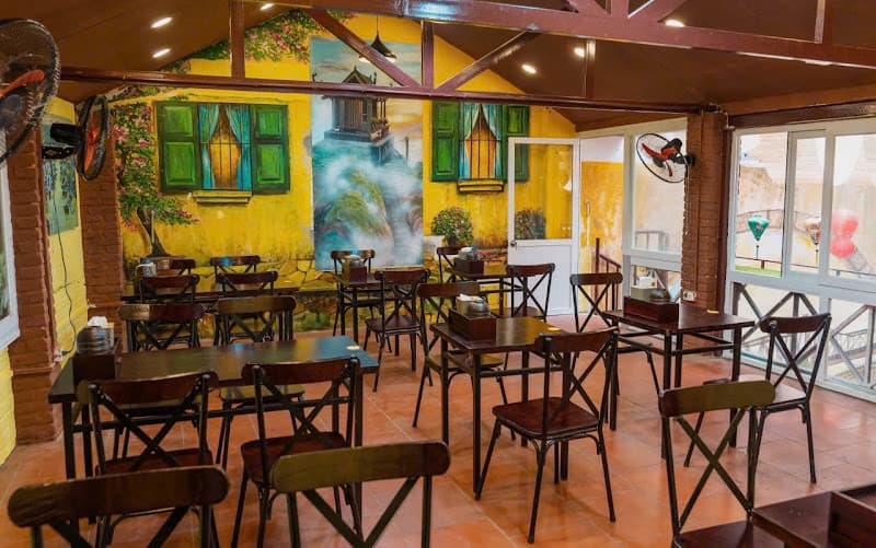 Cơm đốt thố Thái Lan