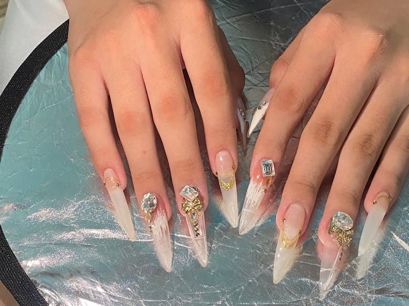 Hình ảnh Mie Nail- Makeup- Gội đầu- Chăm sóc chân- ráy tai - 3