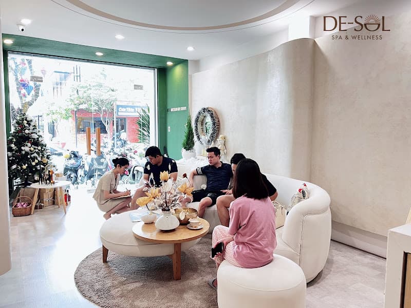 Ảnh bìa De-Sol Spa & Wellness Massage trị liệu - Gội Đầu Dưỡng Sinh - Chuông Xoay Trị Liệu