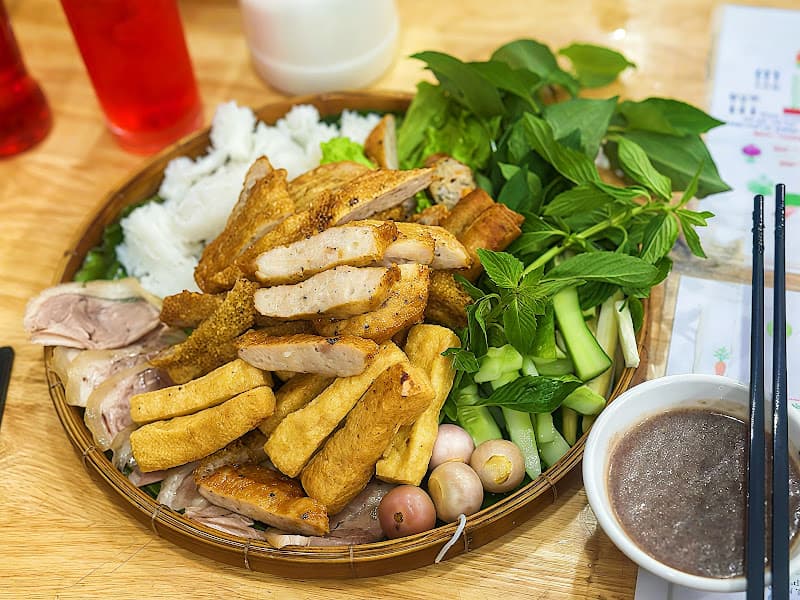 Hình ảnh Bún đậu mắm tôm 3 Phải - 2