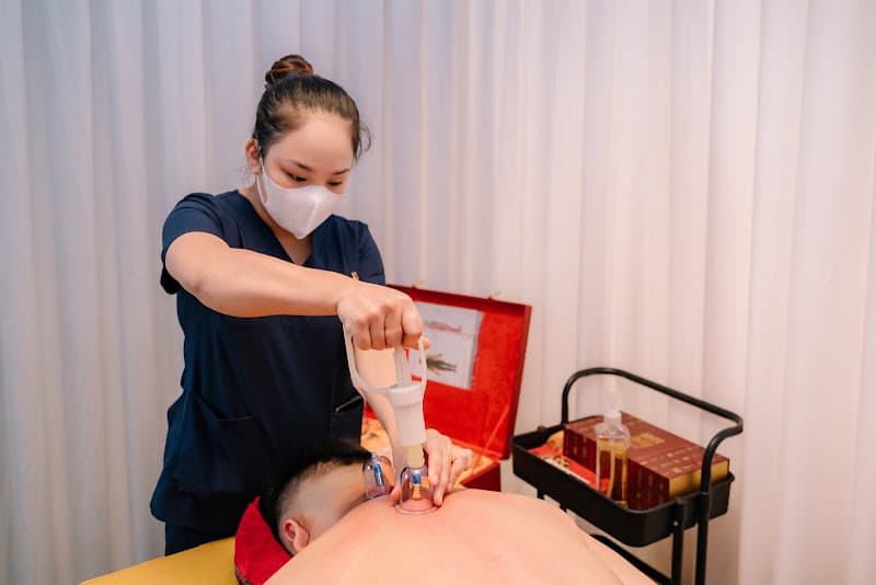 Hình ảnh Happy Care - Massage - Trị liệu Đông Y - 2