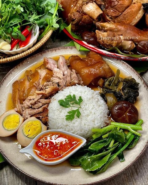 Hình ảnh Cơm Giò Heo Trung Hoa - Pianai 偏爱茶餐厅 - 2
