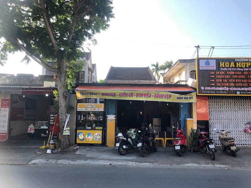 Ảnh bìa Chân gà - Bún đậu mắm tôm Boss Đen 352 Cửa Đại