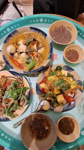 Hình ảnh XÓM ỐC & ĐẬU - 4