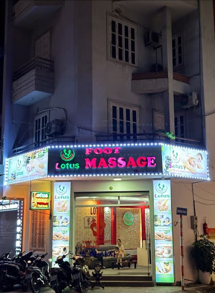Ảnh bìa Lotus Foot Massage