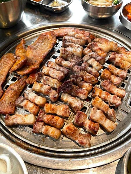 Hình ảnh JINJJA BBQ - 3