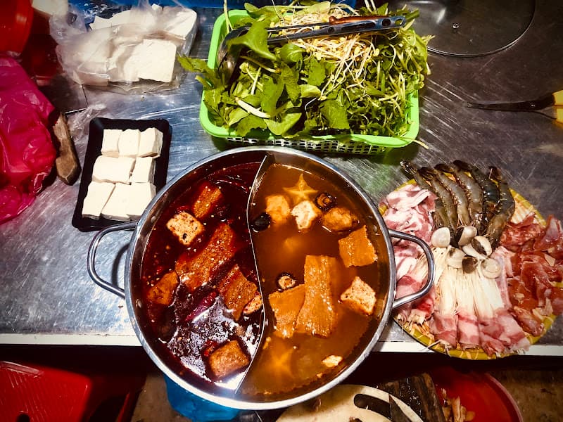 Hình ảnh Lẩu Phong Độ - lẩu vỉ hè 250k - 2