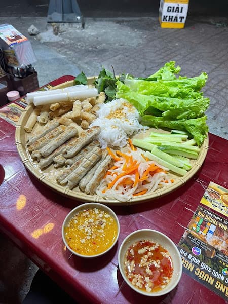 Ảnh bìa Nem Nướng Nha Trang Chú RIN, Chả Dông Phú Yên - Landmark 81