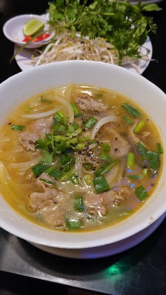 Hình ảnh Vietnamese Food - Hue Local Food & FastFood 22 Restaurant (Huế) - 2