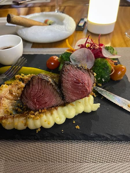 Hình ảnh Riverside Terrace Restaurant - 2