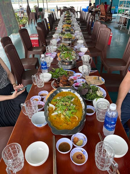 Hình ảnh Làng bè Trí Toàn - 2